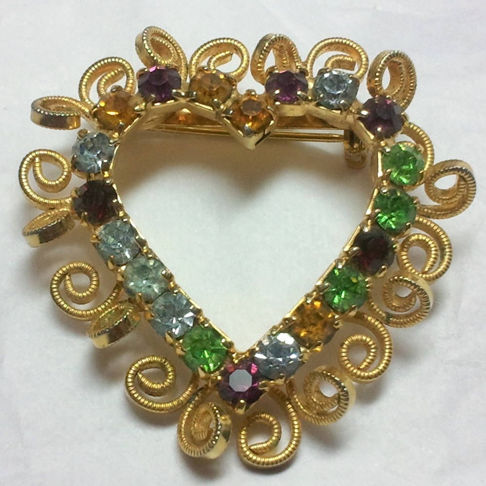 Vintage Gold Tone Rhinestone Heart Brooch
